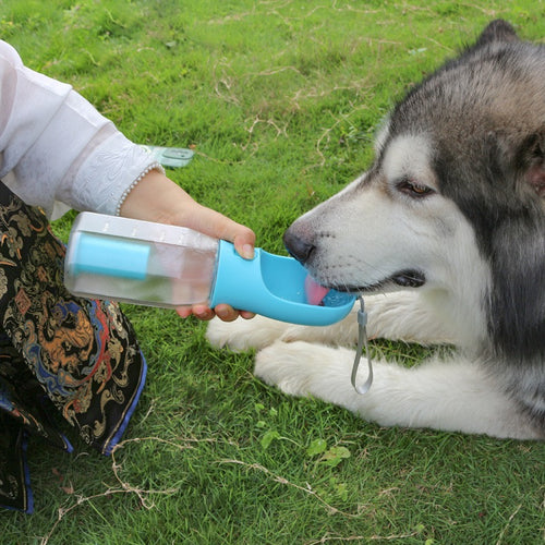 3 in 1 Portable Pet Water Bottle, food container and Waste Bag Dispenser (600ml)